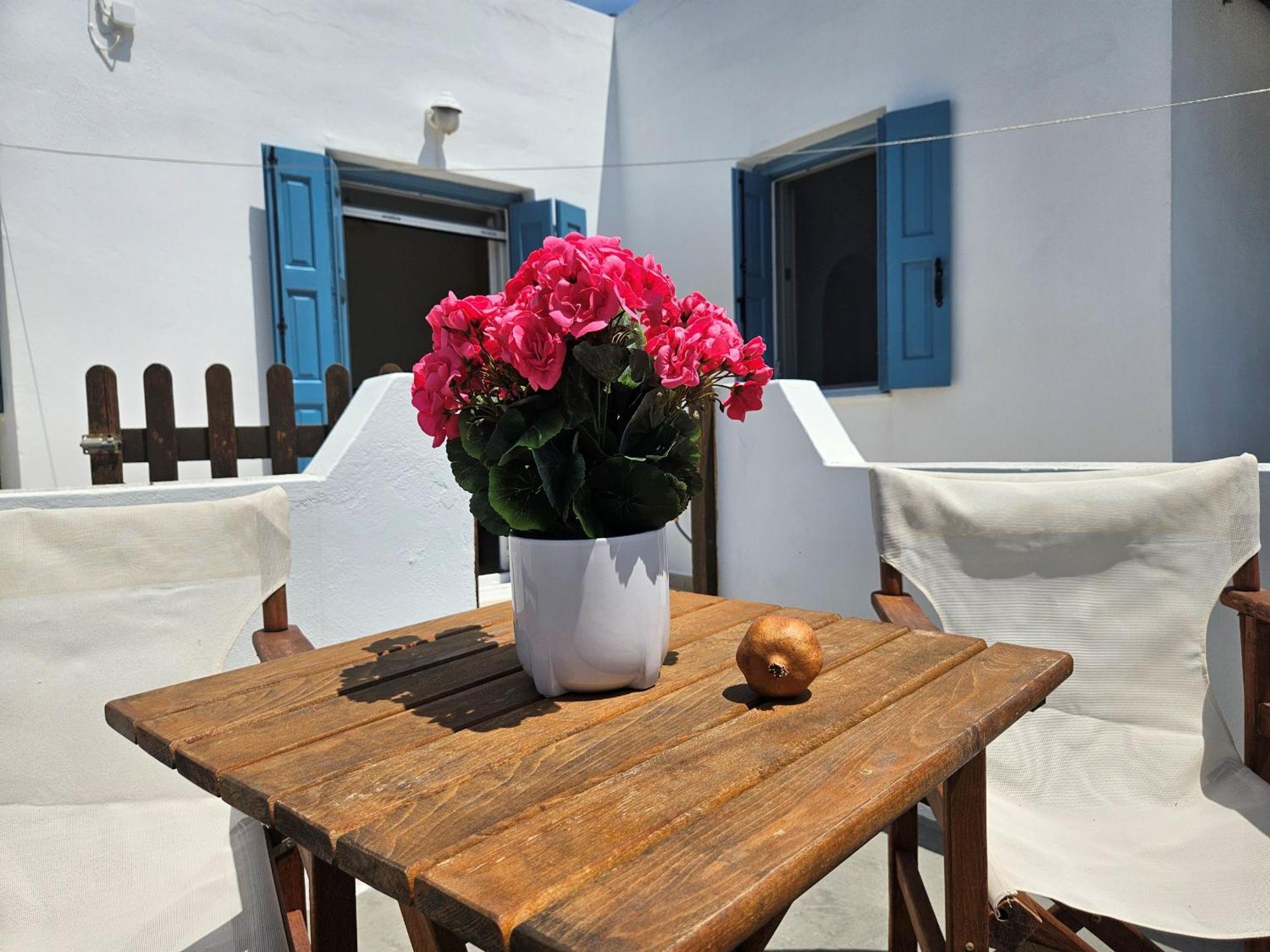 Trypiti Sea View Apartment Екстериор снимка